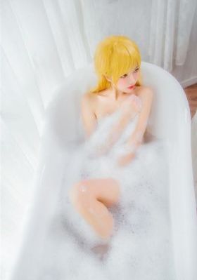 欧美在线巨乳_4K在线观看视频