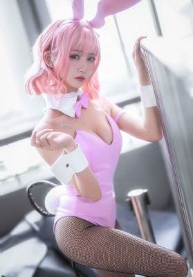 欧美风港风女潮服_高清高清在线